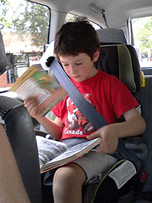 zach loves to read02